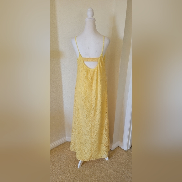 SHE-Soul Harmony Energy Lace Dress, size Medium - Picture 4 of 4